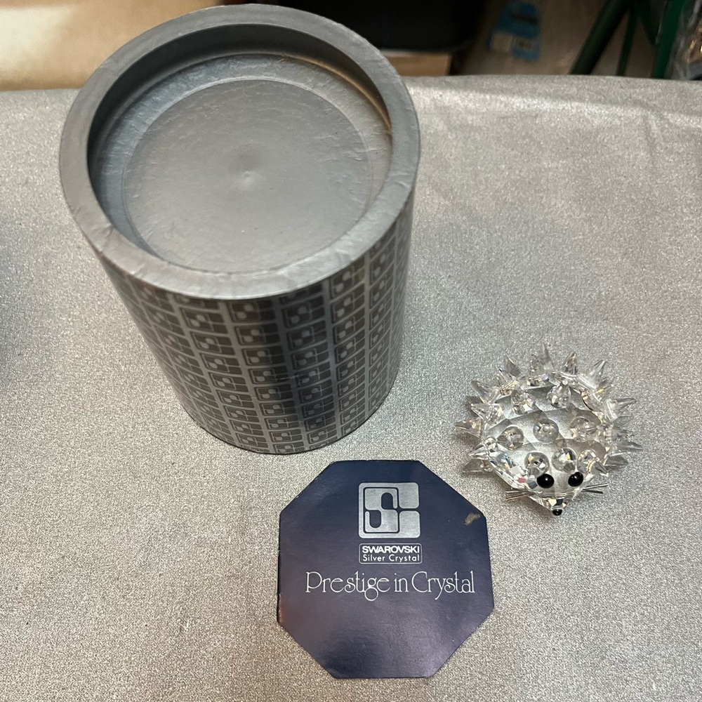 NEW SWAROWSKI Crystal Hedgehog Retired